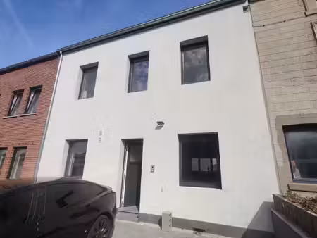 maison 4 chambres+studio totalement rénovée