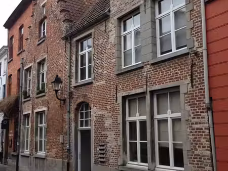 maison dans ke centre historique de gent
