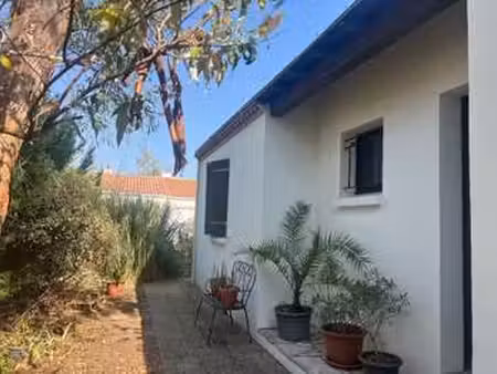 vente maison à rezé (44400) : à vendre / 115m² rezé
