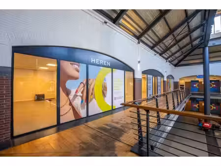 emplacement commercial de premier choix au shopping den tir