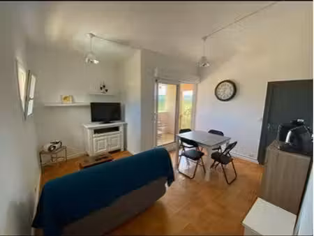 location t2 à l’année scolaire
