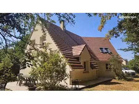 maison 7 pièces 148 m²
