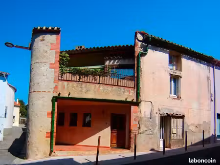 maison catalane de village