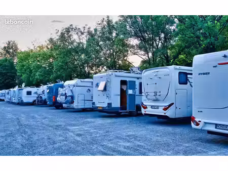 gardiennage / parking camping car  caravane  bateau  remorque  camion  jet ski