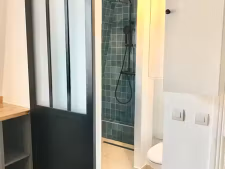 studio meublé rénové 15 m² – montmartre / jules joffrin