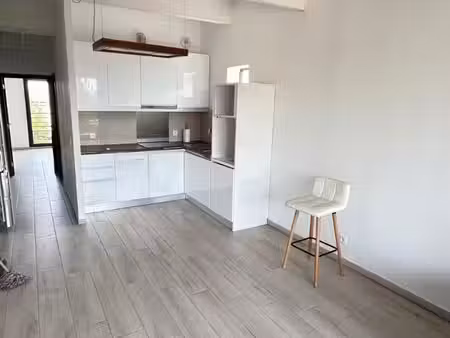 appartement t2 avec balcon centre ville chennevieres sur marne