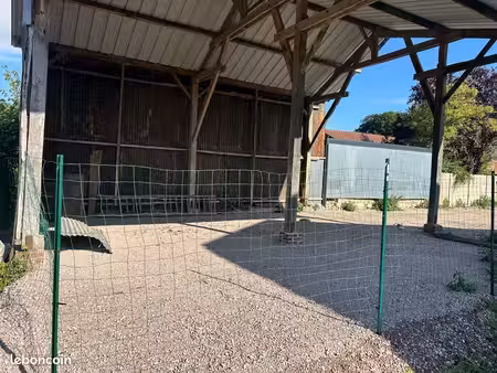 location hangar avec terrain