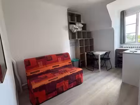studio 17m2 lumineux