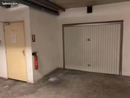 garage à louer