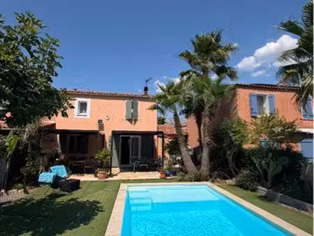 villa  maison t4 105 m2 avec piscine et 2 pergolas bio-climatique
