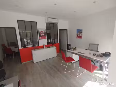 local commercial rénové à vendre