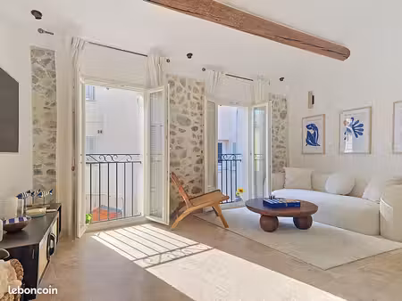 location meublée hiver – maison 100 m² – 3 chambres / 3 sdb – vieil antibes remparts