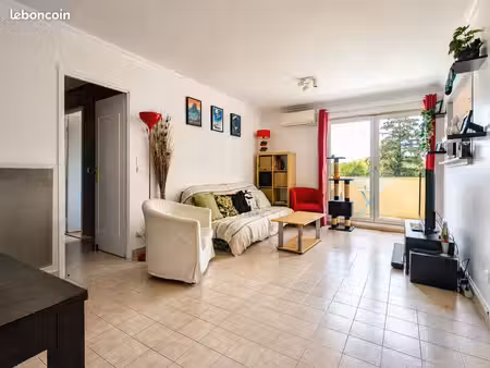 appartement - 3 pièces - 61m² - chassieu