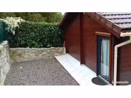 magnifique chalet d’habitation en madriers massifs