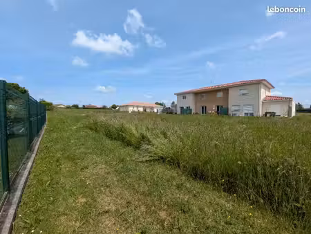 terrain 600 m² dompierre sur chalaronne