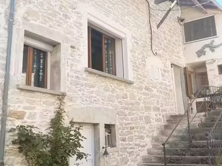 maison de 130 m² dans petit village de caractère
