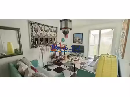 très bel appartement t3 économique avec jardin  atelier et gar