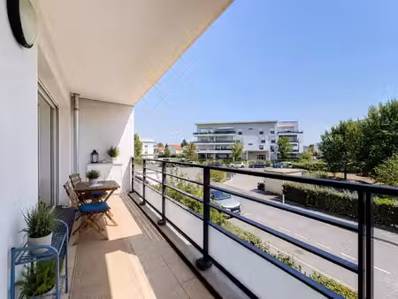 appartement t3 de 80m2 avec balcon!