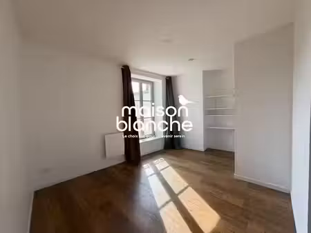 location meublée appartement 2 pièces 30.76 m² à saint-maixent-l'ecole (79400)  575 €