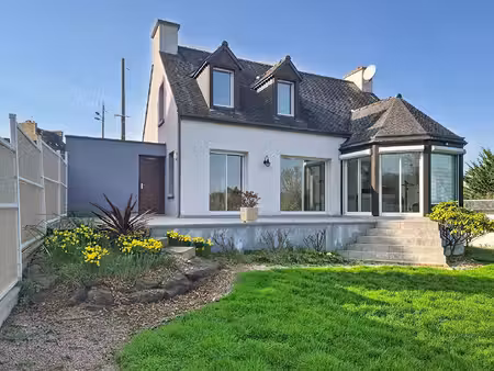 maison familiale 117 m² callac (22160) ? vie de plain-pied possible
