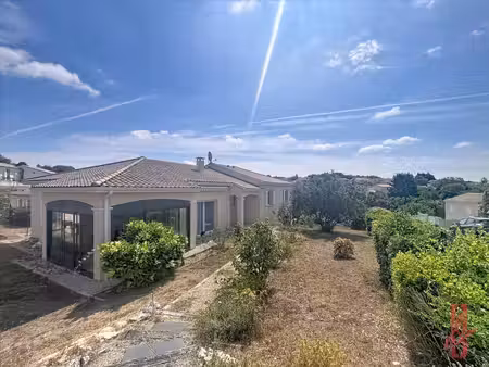 a louer soyaux maison 130 m² t5 avec terrain clos à louer