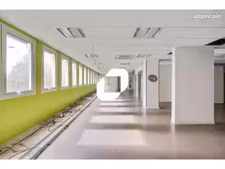 bureaux 500 m²