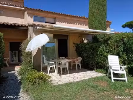 à vendre maison 4/5 pers. à ste maxime (marines de grimaud)