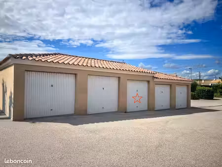 box / garage en excellent état — centre de six-fours-les-plages