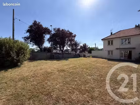 maison de ville 5 pièces 75 m²