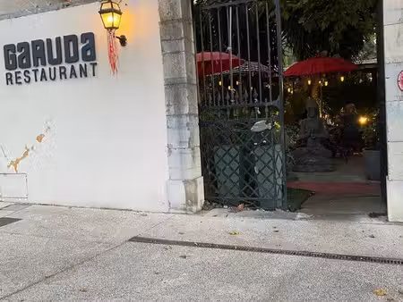 à vendre – cession de société exploitant un restaurant 100 à 120 couverts – terrasse  loge