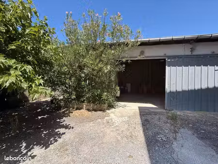 loue hangar