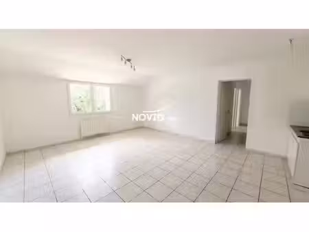 location appartement 3 pièces 65 m² à montamisé (86360)  570 €
