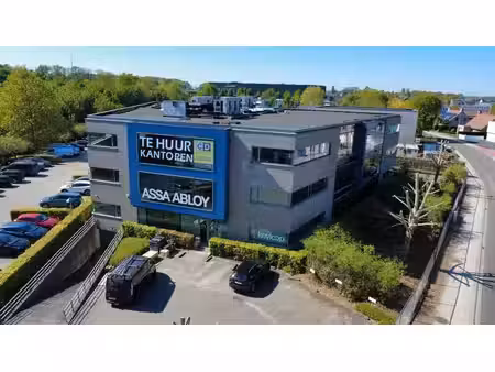 bureaux stratégiquement situés à vendre à melle