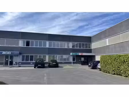 bureau à louer dans la zone pme d'evenbroekveld à erpe-mere
