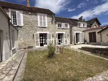 maison 8 pièces - 204 m²