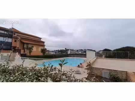 capbreton – t2 meublé 30 m² entièrement équipé – grande terrasse  piscine  tennis  parking