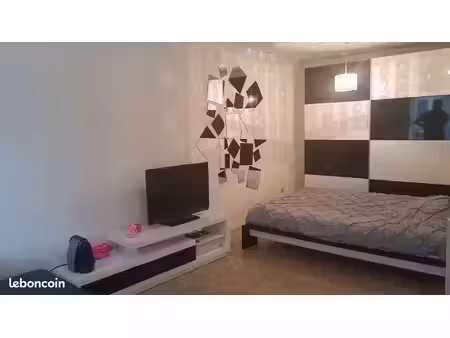 loue f1 meublé