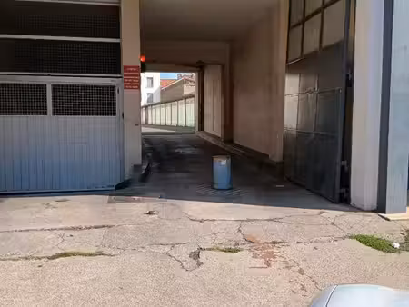garage à louer