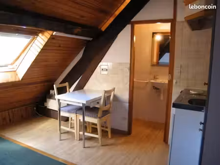 studio etudiant dans maison particuliere corenc village