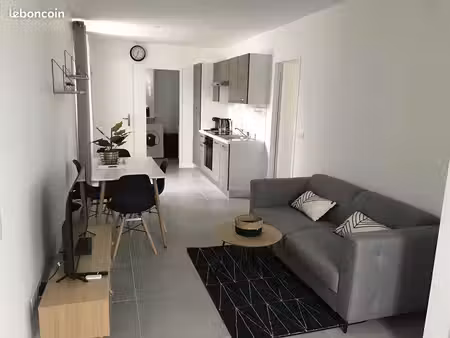 appartement t3 meublé avec terrasse
