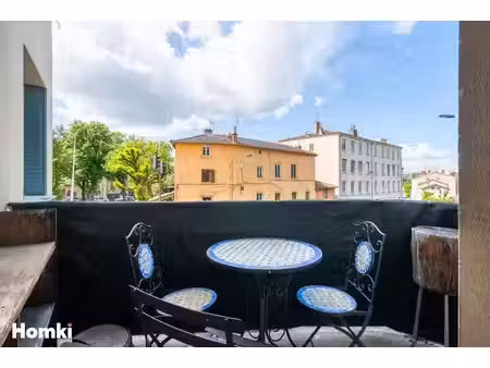 appartement t4 de 67 m² à lyon 69005  place de trion