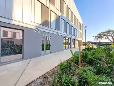 local commercial 280 m²