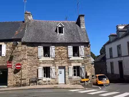 vends petite maison de caractère à treguier