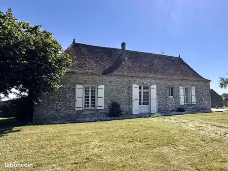 propriété 4 pièces 136 m²