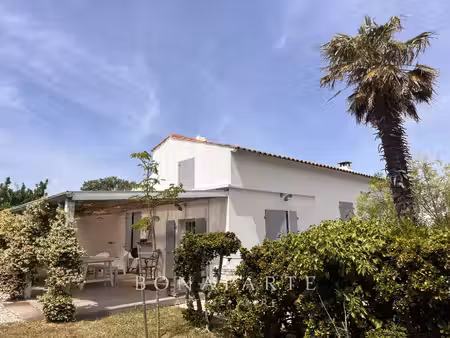 st clément des baleines - maison rétoise à 900 mètres des plages