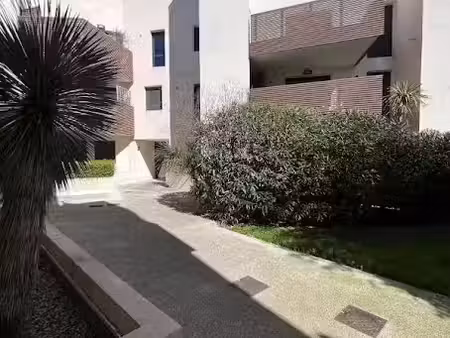 location appartement 2 pièces 43.45 m² à montpellier (34000)  810 €
