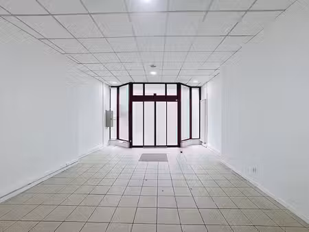 surface commerciale à louer à rue de nimy 62 mons (vbe56768)
