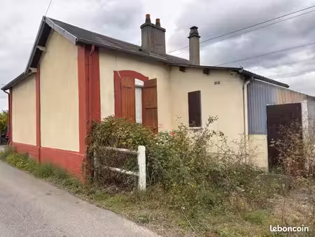 maison 50 m² beaumont le roger