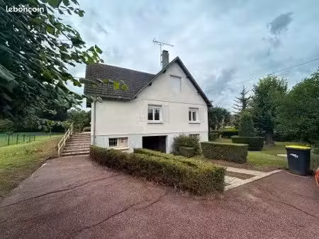 belle maison t6 à fontaine-heudebourg (131.78m²) avec jardin  terrasse et sous sol complet