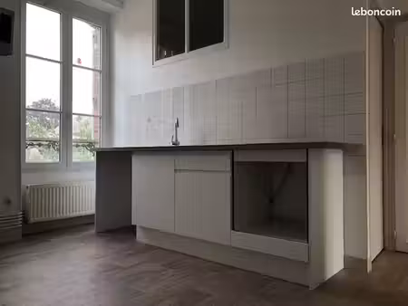 appartement f3 au 1 étage